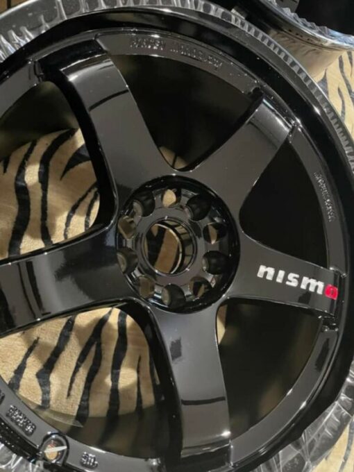 Nismo Rays LMGT4 wheels