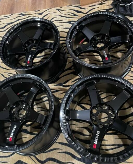 Nismo Rays LMGT4 wheels