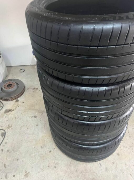 MICHELIN Pilot Sport 4s tires